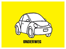 ONDERWEG, de afbeelding toont een icoon van een auto, zwart op een gele achtergrond,  hier kan je doorklikken naar de pagina met artikelen voor onderweg, buggy's, autostoelen van het merk quax en childwoodenz..,  van de website van entrepot baby outlet